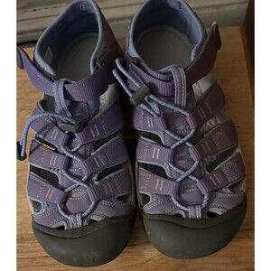 Keen  Sandals Hiking  Water Purple Women’s Size 6 Pull On  Excellent